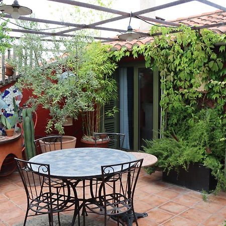 Grand Loft De Charme, Place Du Village A Thuir Εξωτερικό φωτογραφία