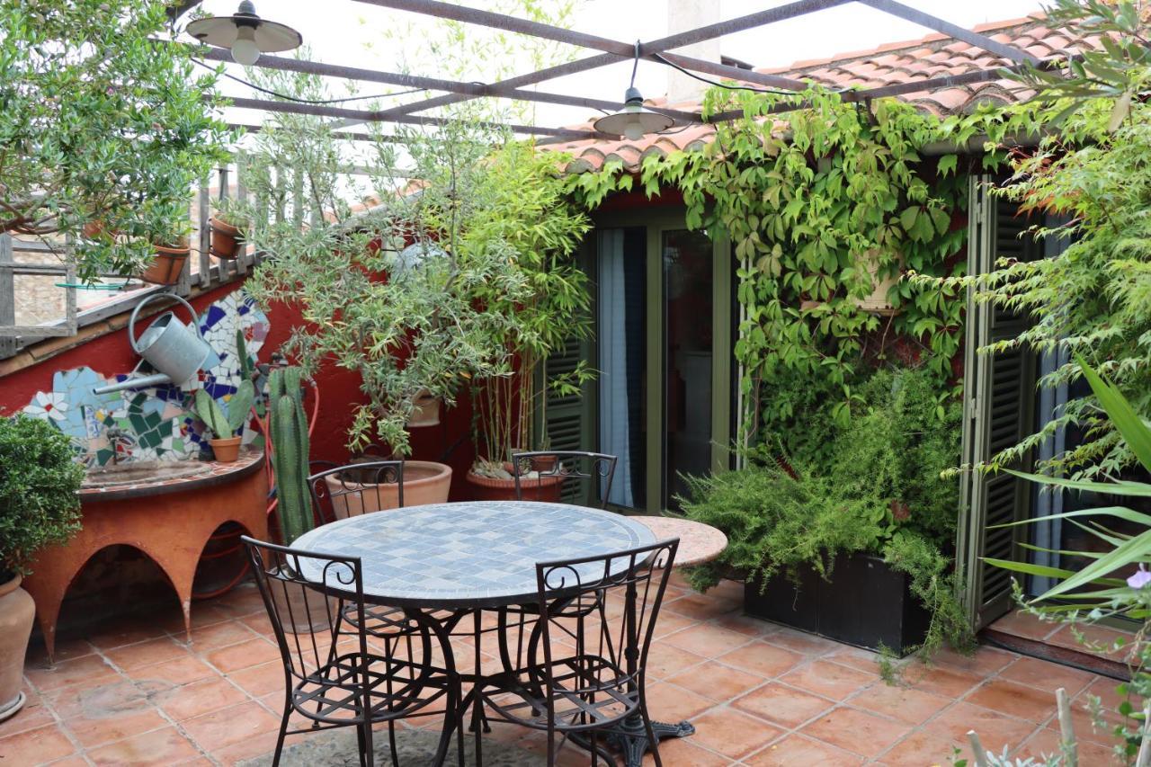 Grand Loft De Charme, Place Du Village A Thuir Εξωτερικό φωτογραφία